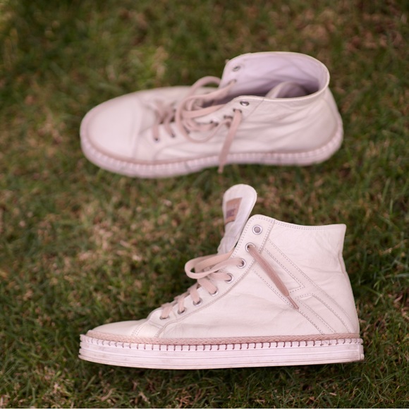 Hogan Leather High Tops - Picture 13 of 14